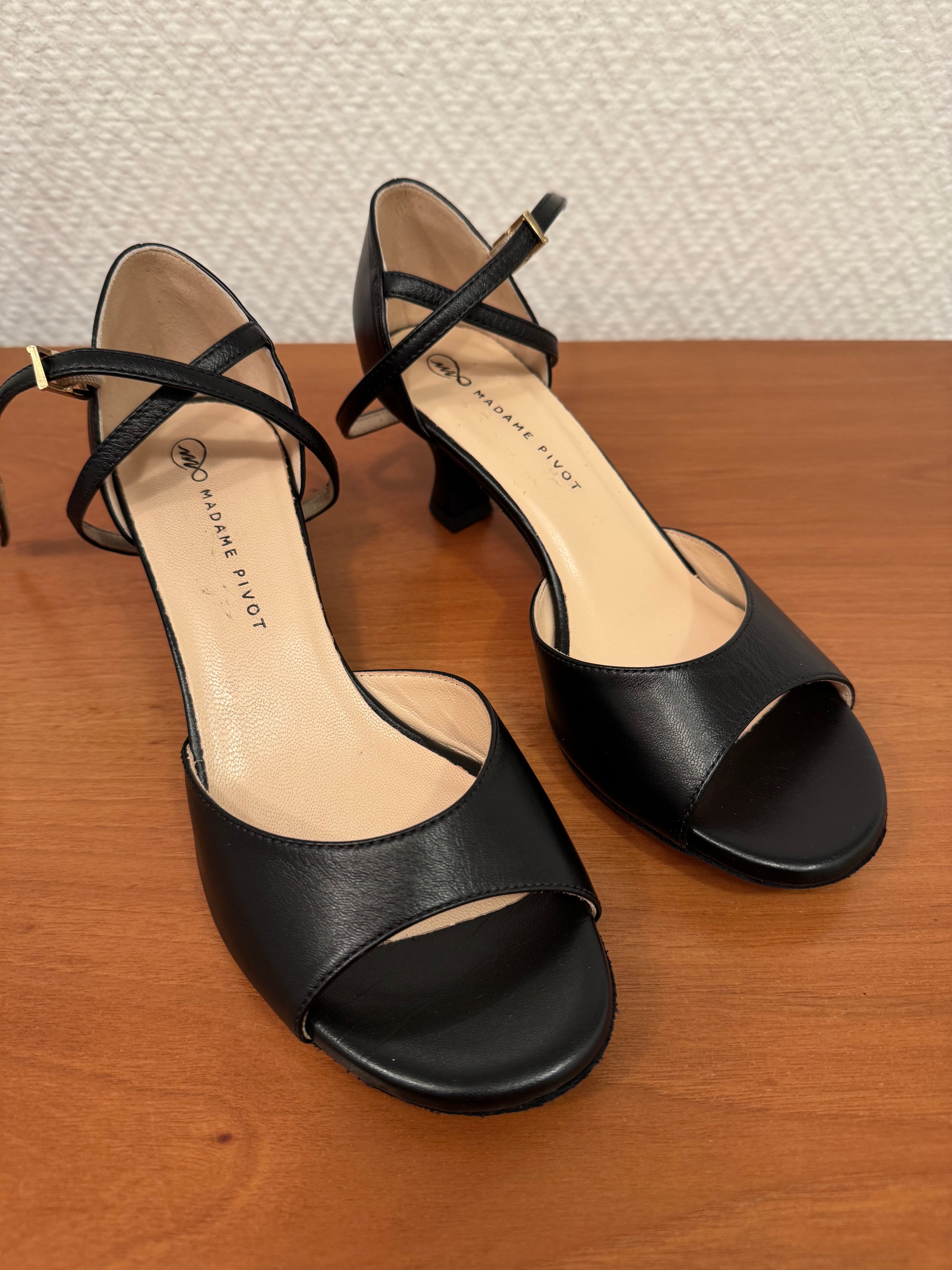SOPHIE TR50 mm Leder Schwarz