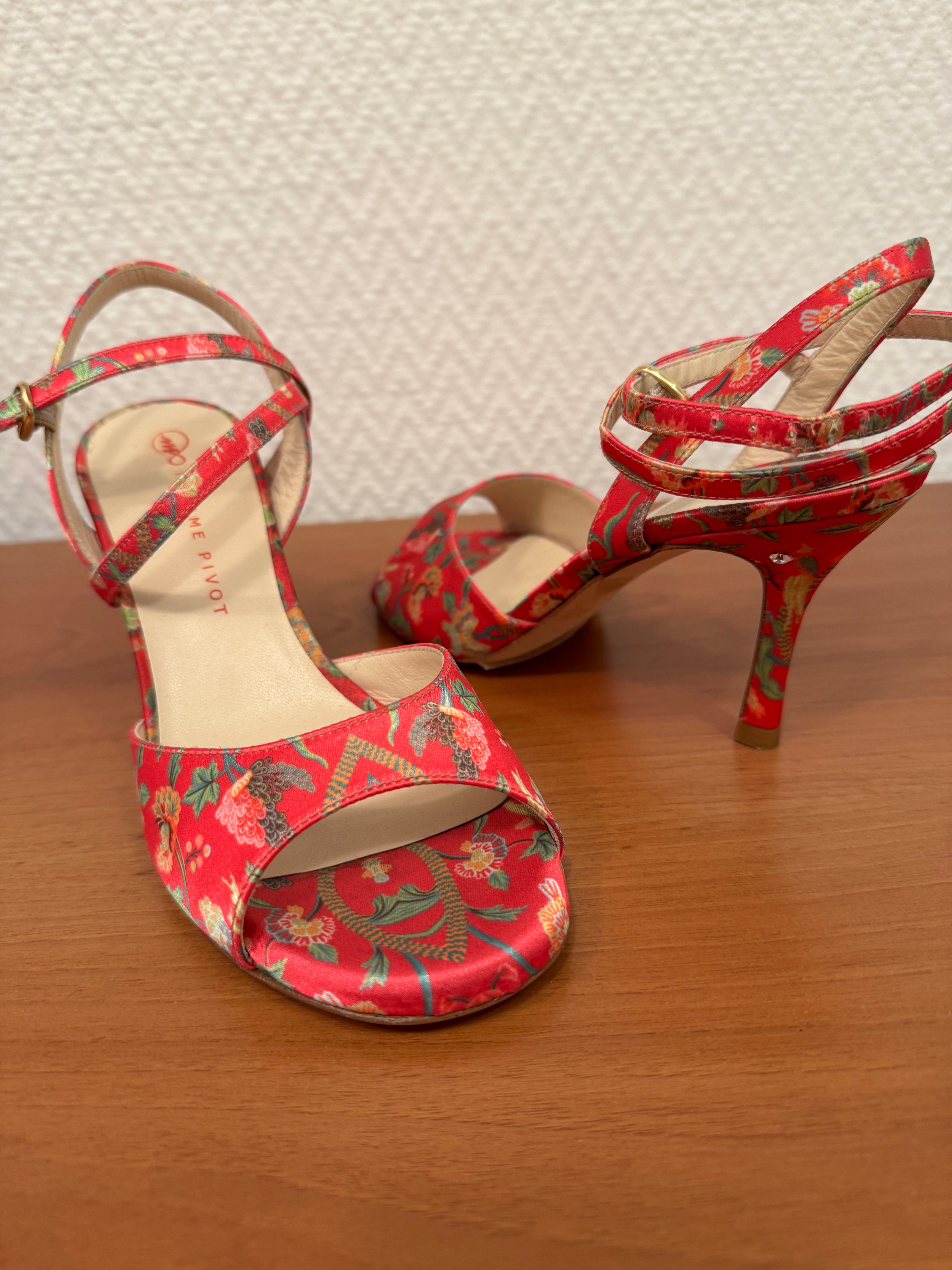 CHERIE DUS Rococo Pink