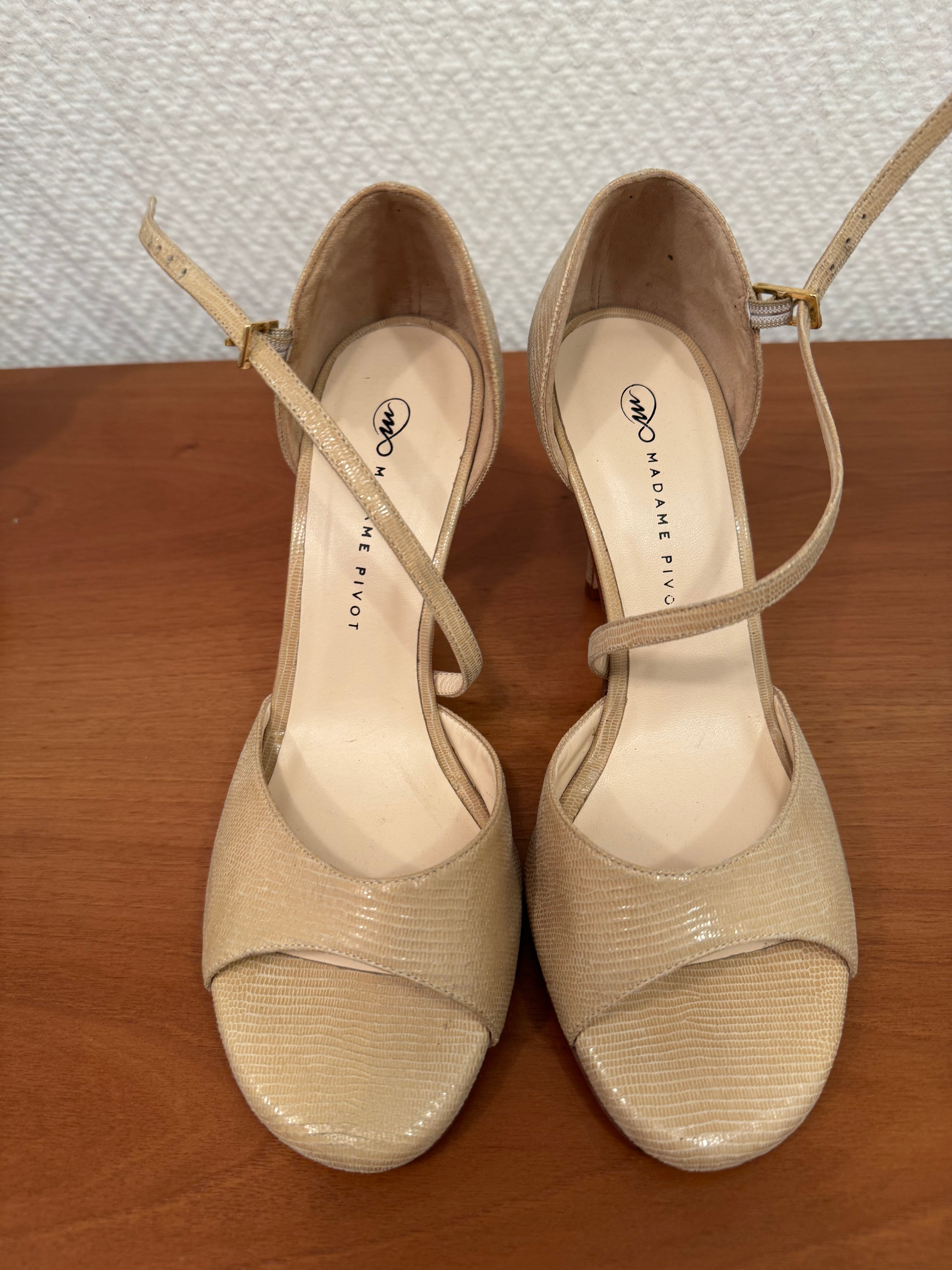 CHARLOTTE Tejus Beige