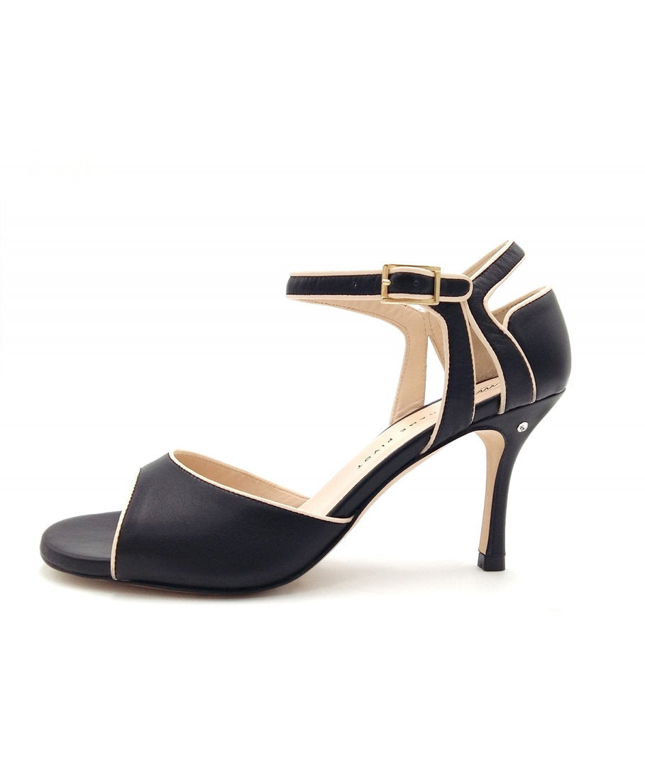 JASMINE Pelle Nera Profili Crema